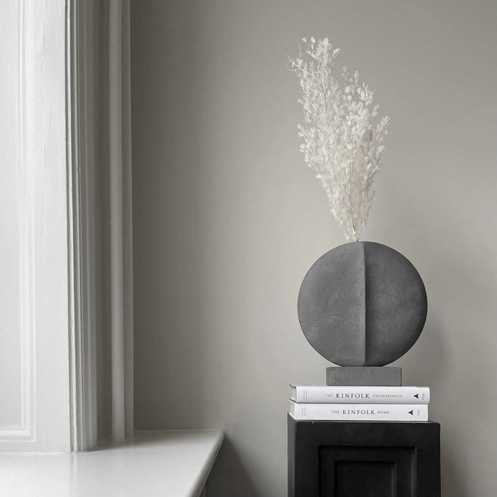 Guggenheim Vase, Mini - Dark Grey Vases 101 Copenhagen   