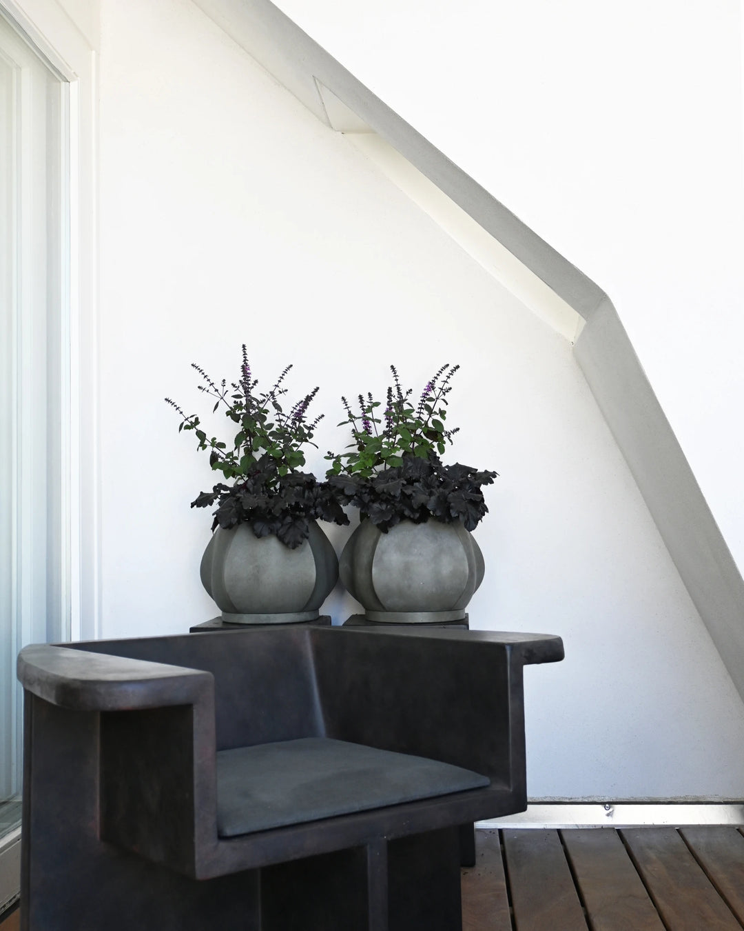 Arket Plant Pot, Mini - Dark Grey Home & Garden:Home Décor:Other Home Décor 101 Copenhagen   