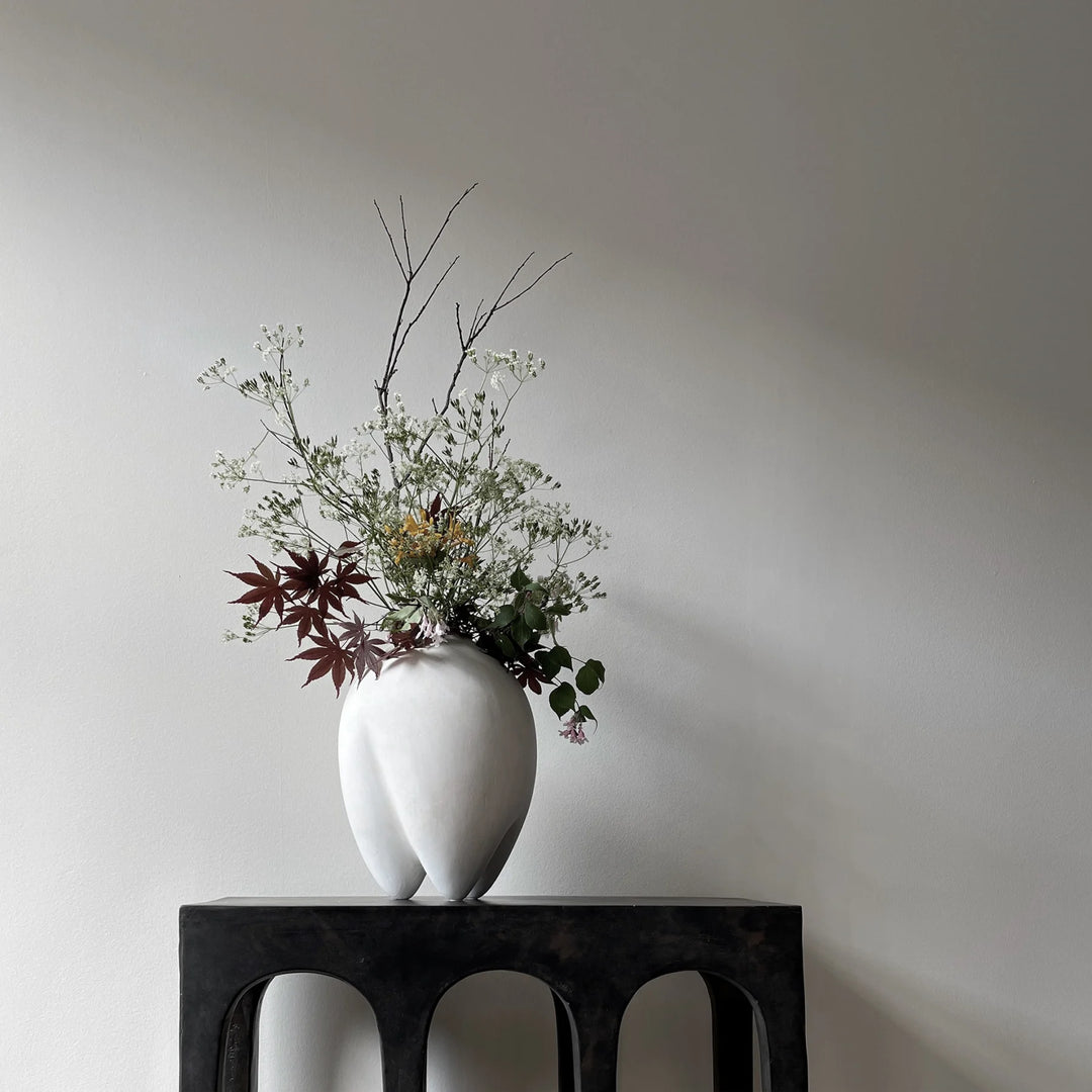 Sumo Vase, Slim - Bone White Vases 101 Copenhagen   
