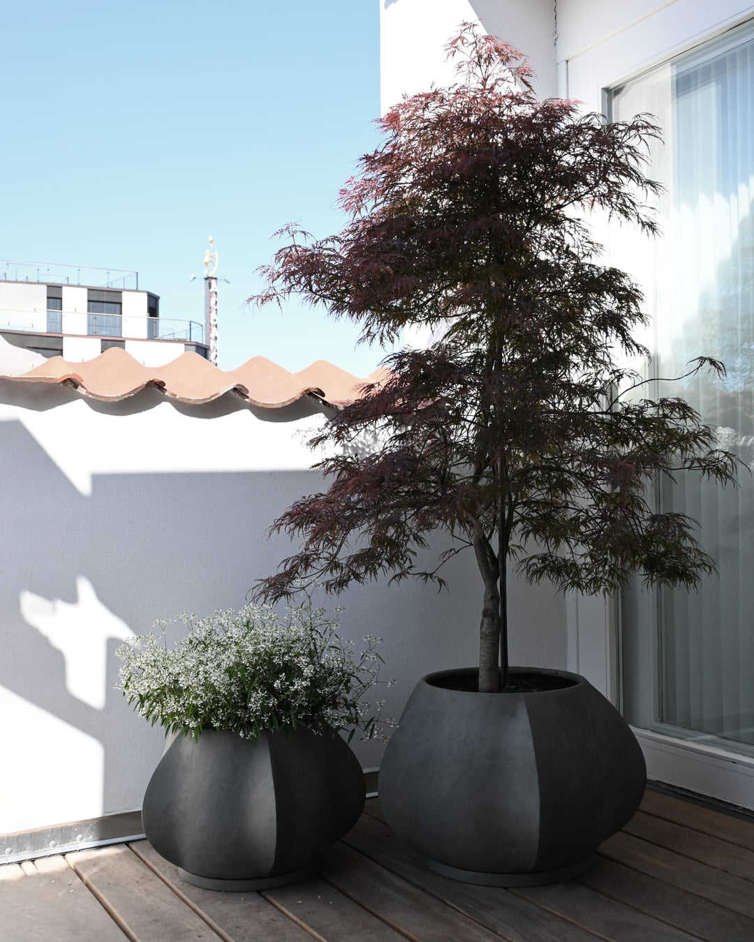 Arket Plant Pot, Medio - Dark Grey Home & Garden:Home Décor:Other Home Décor 101 Copenhagen   