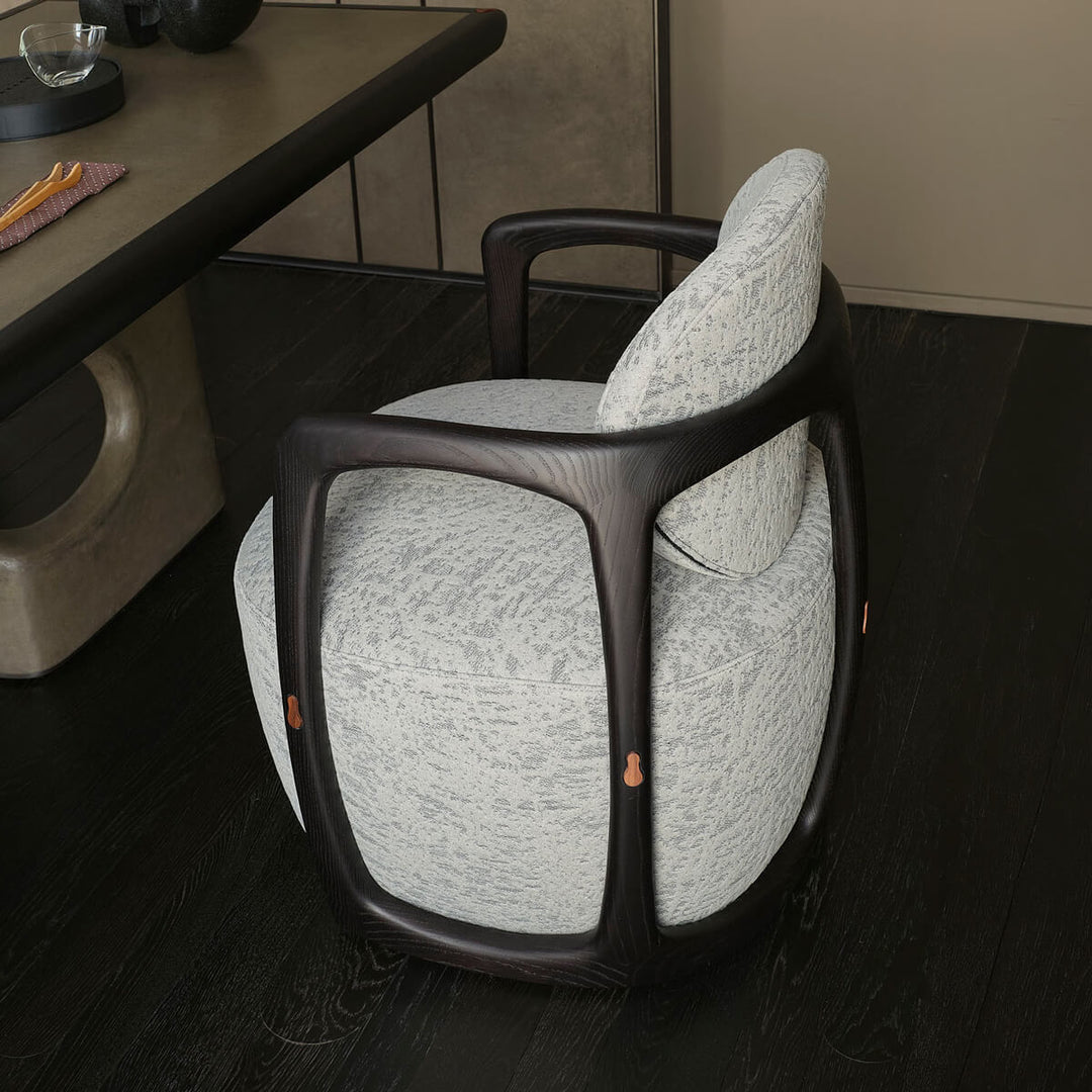 Yuan Armchair Chairs & Armchairs Giorgetti