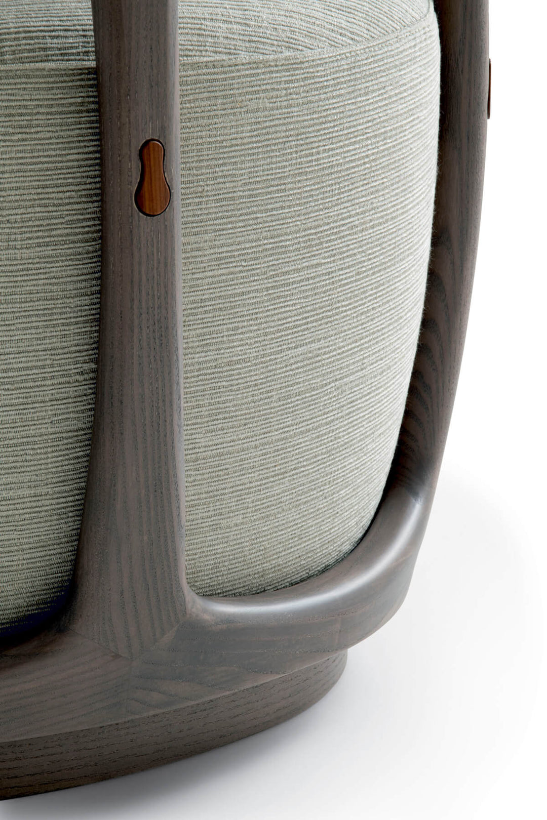 Yuan Armchair Chairs & Armchairs Giorgetti