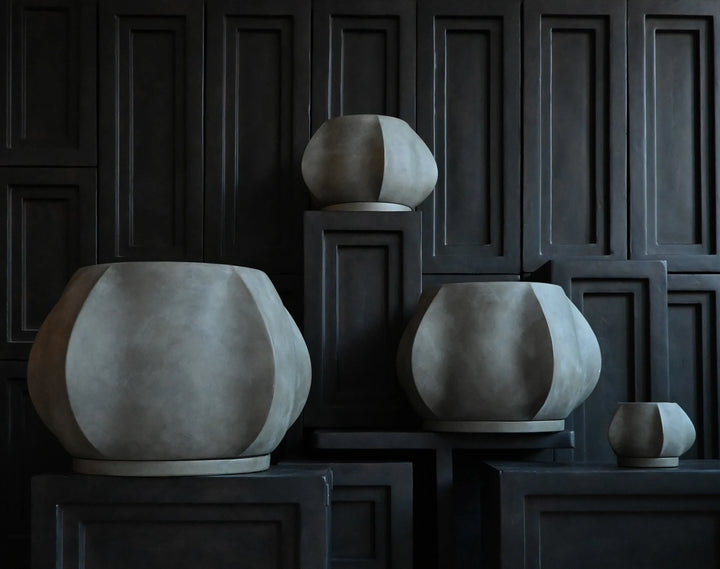 Arket Plant Pot, Big - Dark Grey Home & Garden:Home Décor:Other Home Décor 101 Copenhagen   