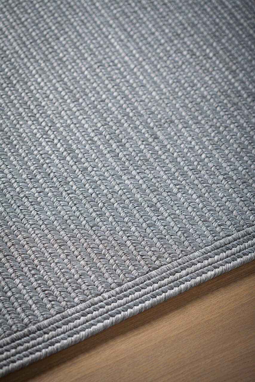 Plain Rug Rugs Amini   