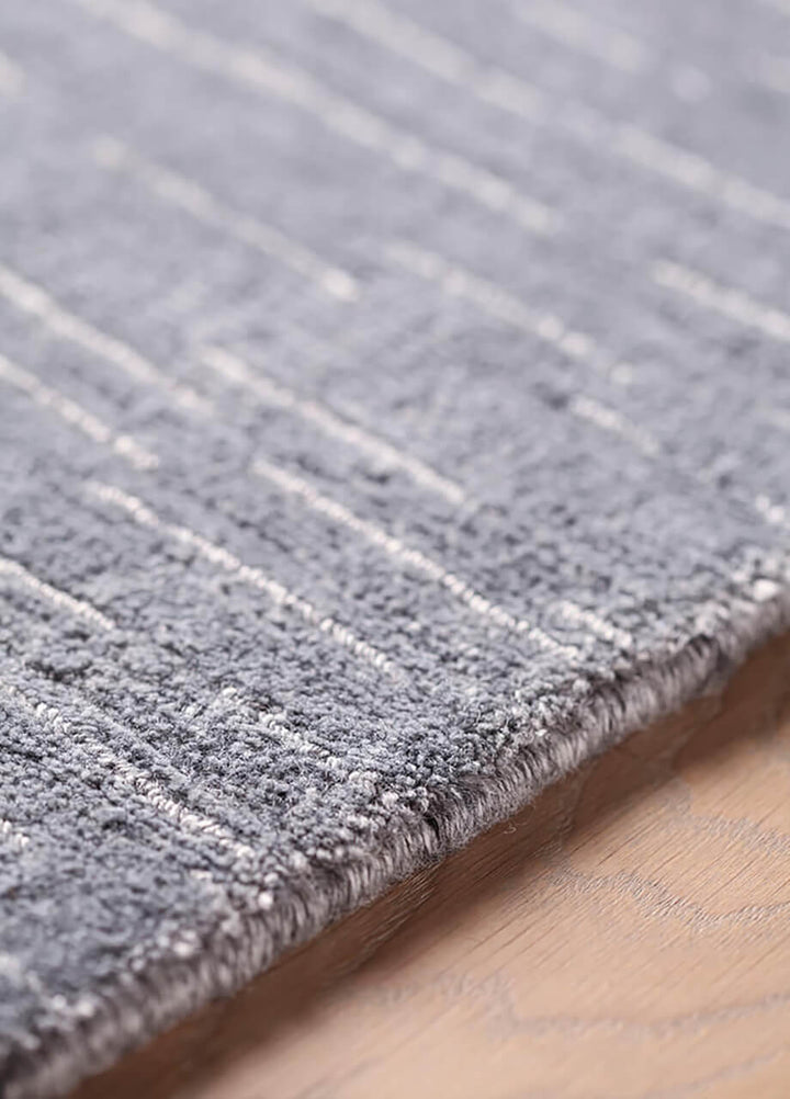 Shiver Rug Rugs Amini   