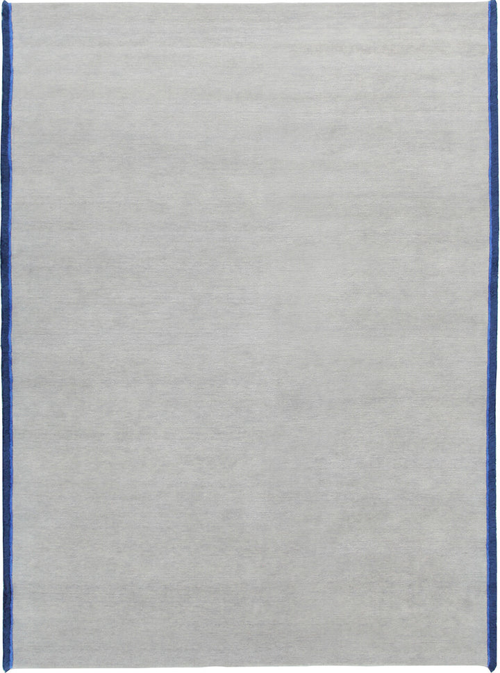 In/Lustro Rug Rugs Amini Cloud grey and Blue 300x250cm 