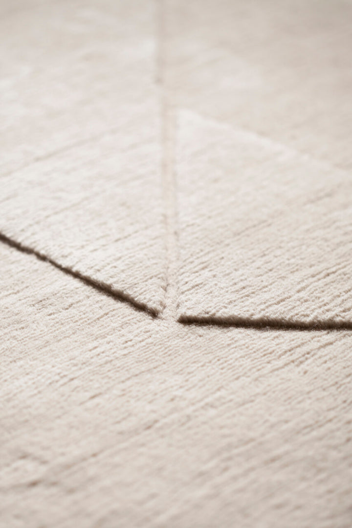 Composizione 74 Rug Rugs Amini   