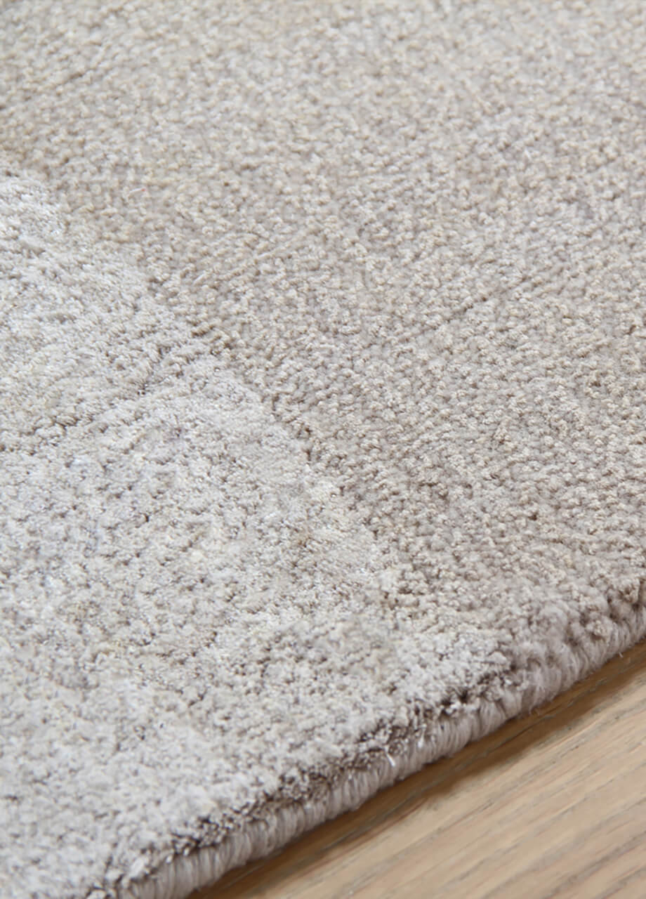 Wool & Silk Rug Rugs Amini   