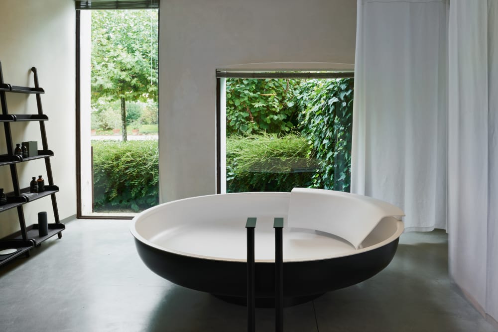 UFO Tub - Bathtub with 1 Backrest - AVAS0906 Bathtubs Agape   