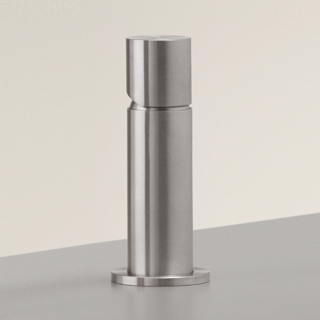 Deck-Mounted Controls CAR16 Kitchen & Dinning Room CEA   