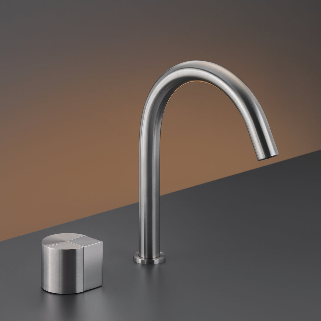 Duet Taps For Washbasin / Bidet - Two-hole Mixers DET10 Taps CEA   