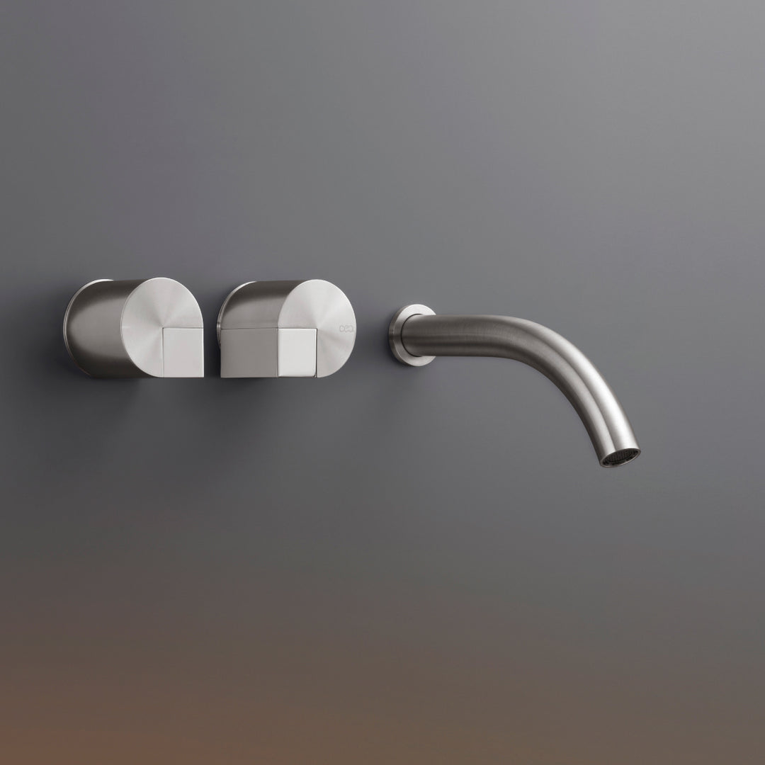 Duet Taps For Washbasin / Bidet - Wall-mounted Dual Handle Taps DET21 Taps CEA   