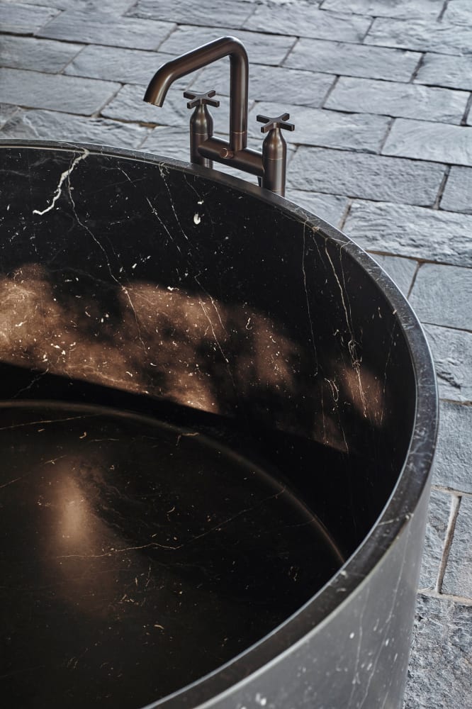In-Out Marmo Tub Bathtubs Agape   