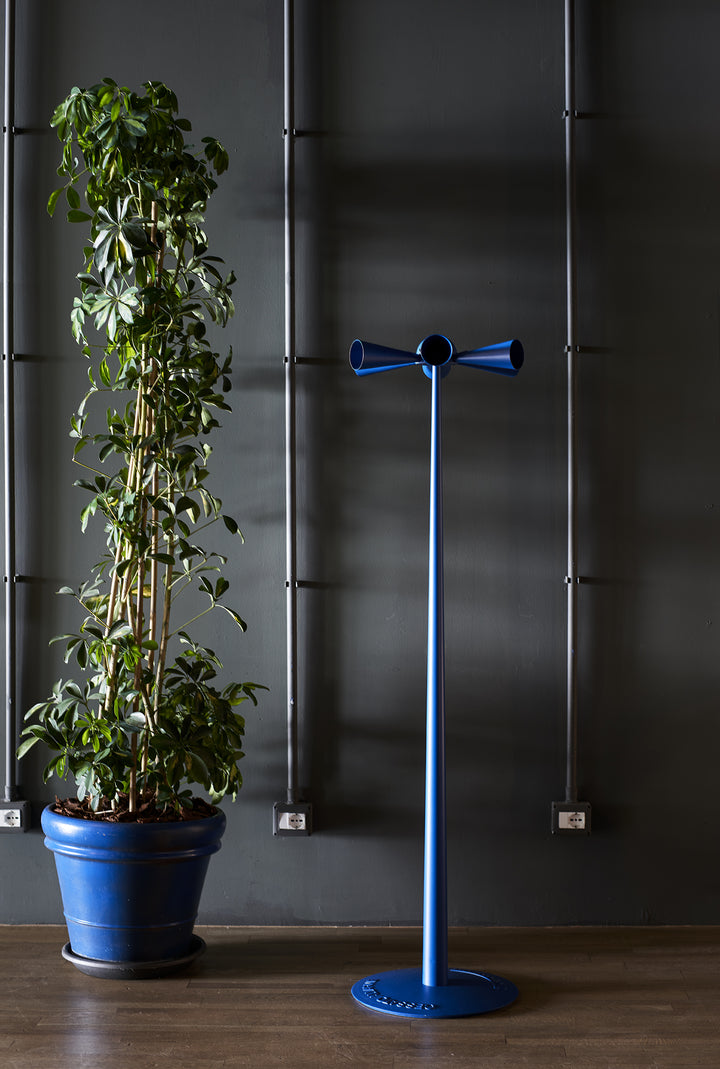 Cessato Allarme Clothes Stand Storage Poltronova   