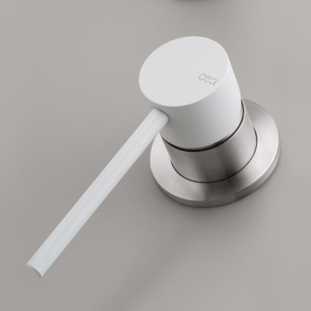 Deck-Mounted Controls GAS14 Kitchen & Dinning Room CEA   