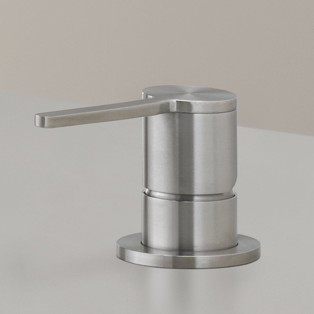 Deck-Mounted Controls INV100 Kitchen & Dinning Room CEA   