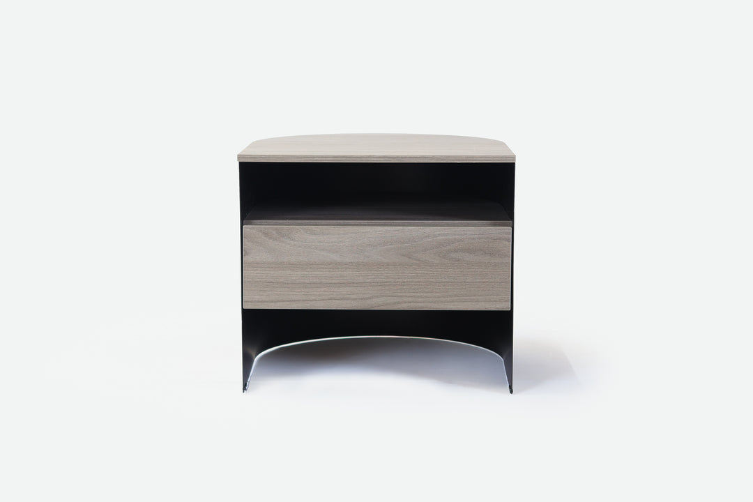 Flexus Nightstand Black Lacquered Nightstands Roche Bobois   