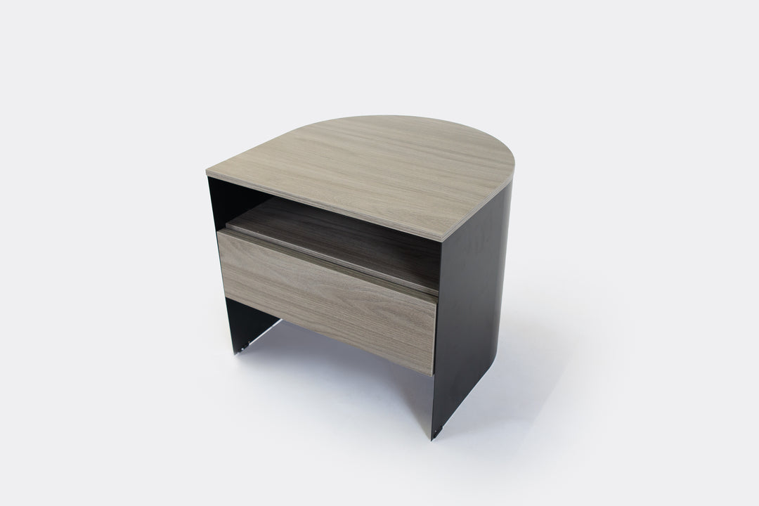 Flexus Nightstand Black Lacquered Nightstands Roche Bobois   