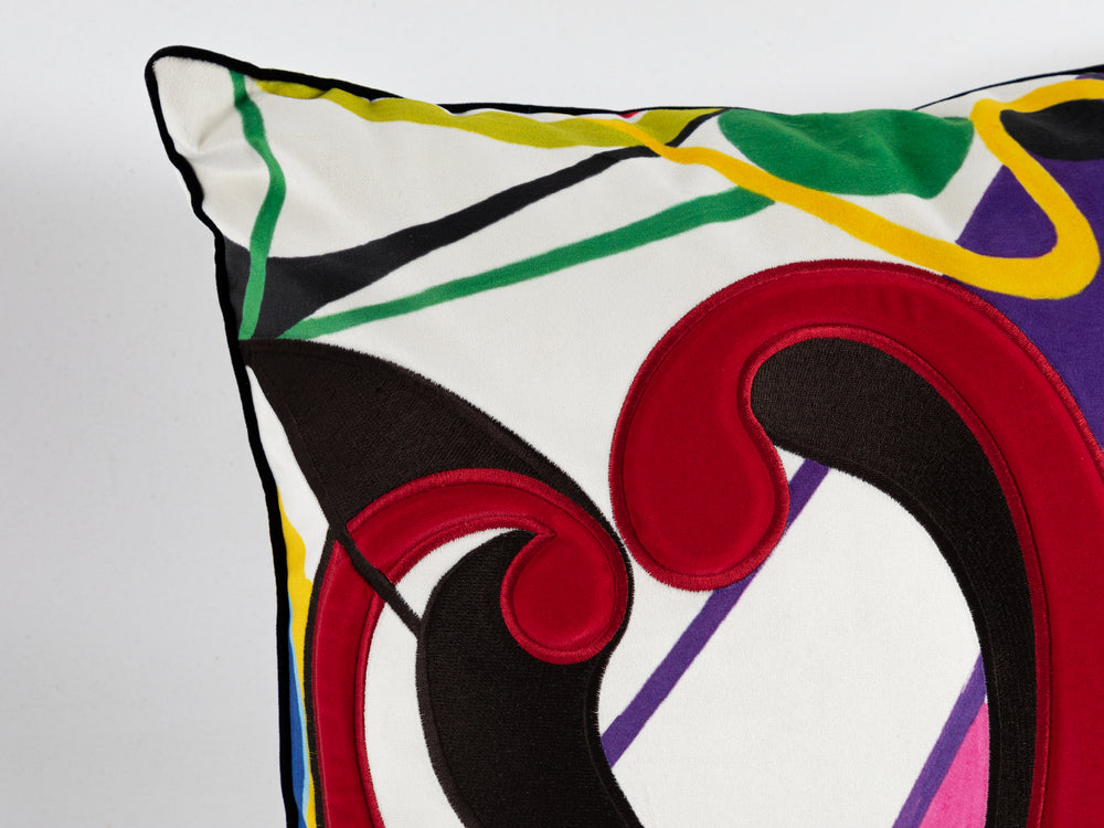 Sinapse Coracao Cushion Cushions Roche Bobois   