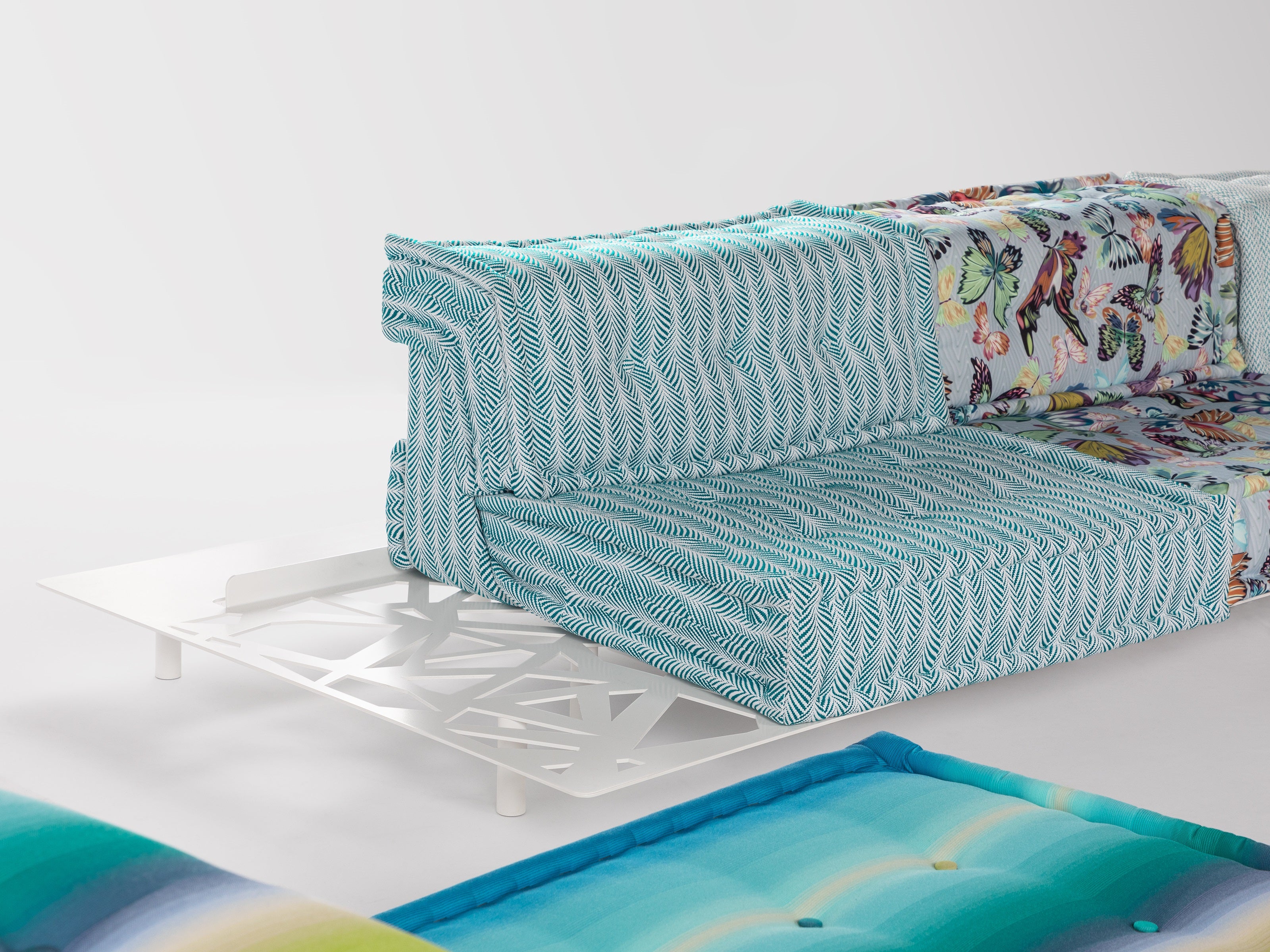 Mah Jong Outdoor Living Set – Italian Luxury Interiors